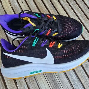 Nike Womens Air Zoom Pegasus 8 Running Training Sneakers Black Pink Purple
